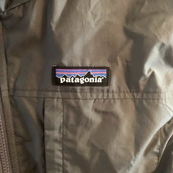 Patagonia Charcoal Puffer Vest - Picture 6 of 10
